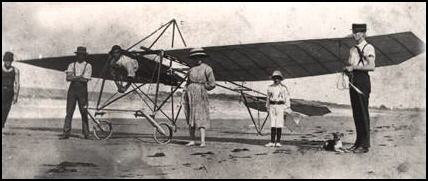 Bert Hinkler's glider